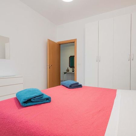 Green Apartment Bari Luaran gambar