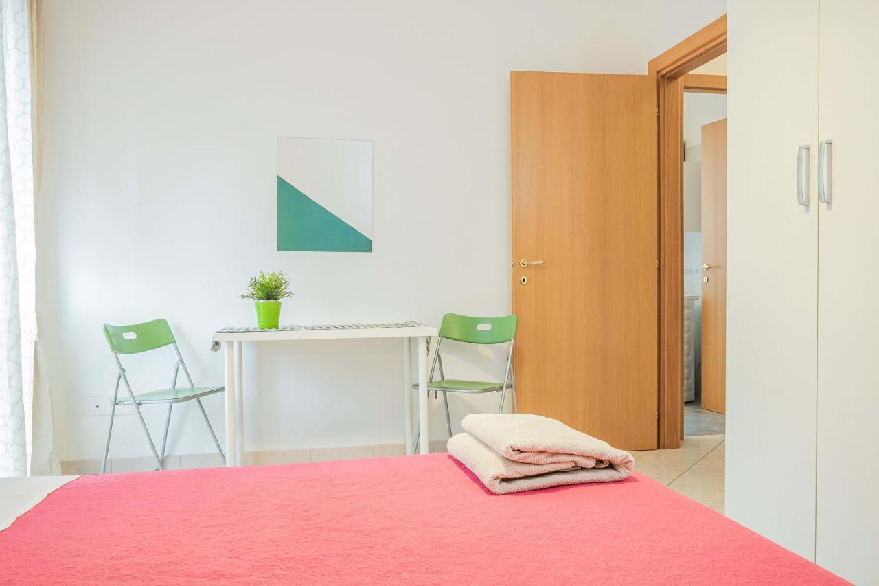 Green Apartment Bari Luaran gambar