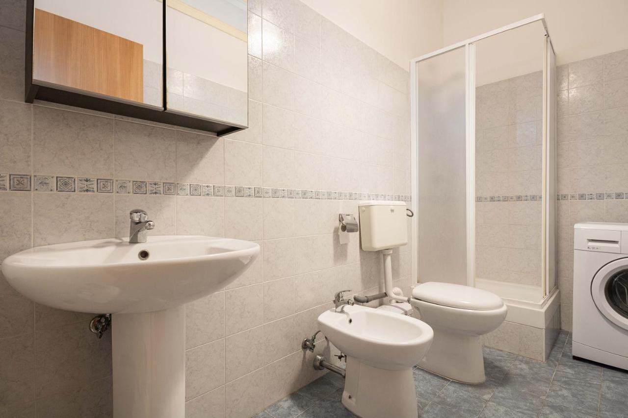 Green Apartment Bari Luaran gambar